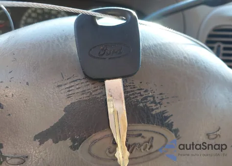 2002 Ford F-150 Lariat/Xlt from USA, damaged, VIN 1FTRW07682KB82781